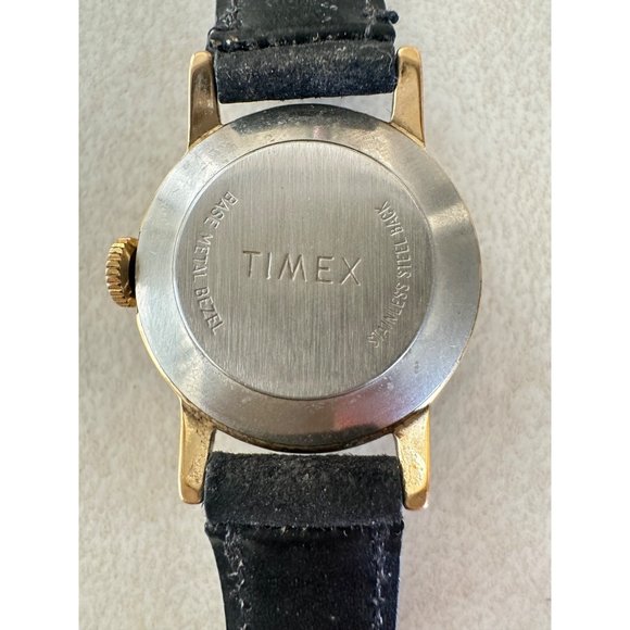 Timex vintage 70s gold bezel white dial manual mechanical black leather watch main image 6